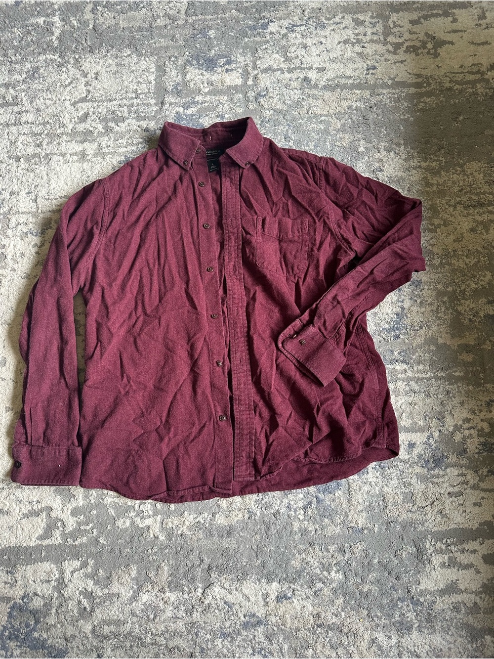 Men's Banana Republic Organic Cotton Button-Up Shirt in Deep Burgundy Large